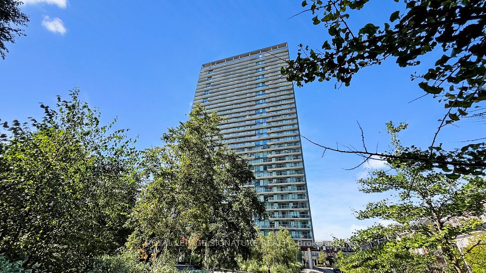 105 The Queensway