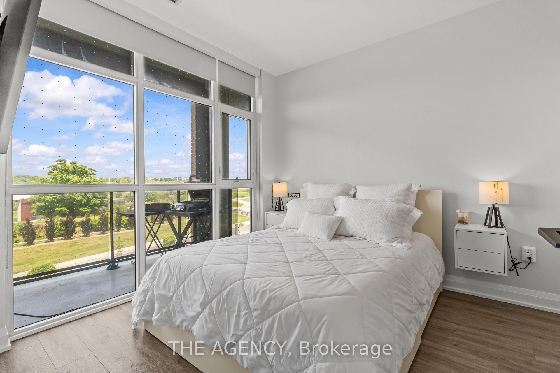 2 Bedrooms Condo at 60 George Butchart, Toronto For sale