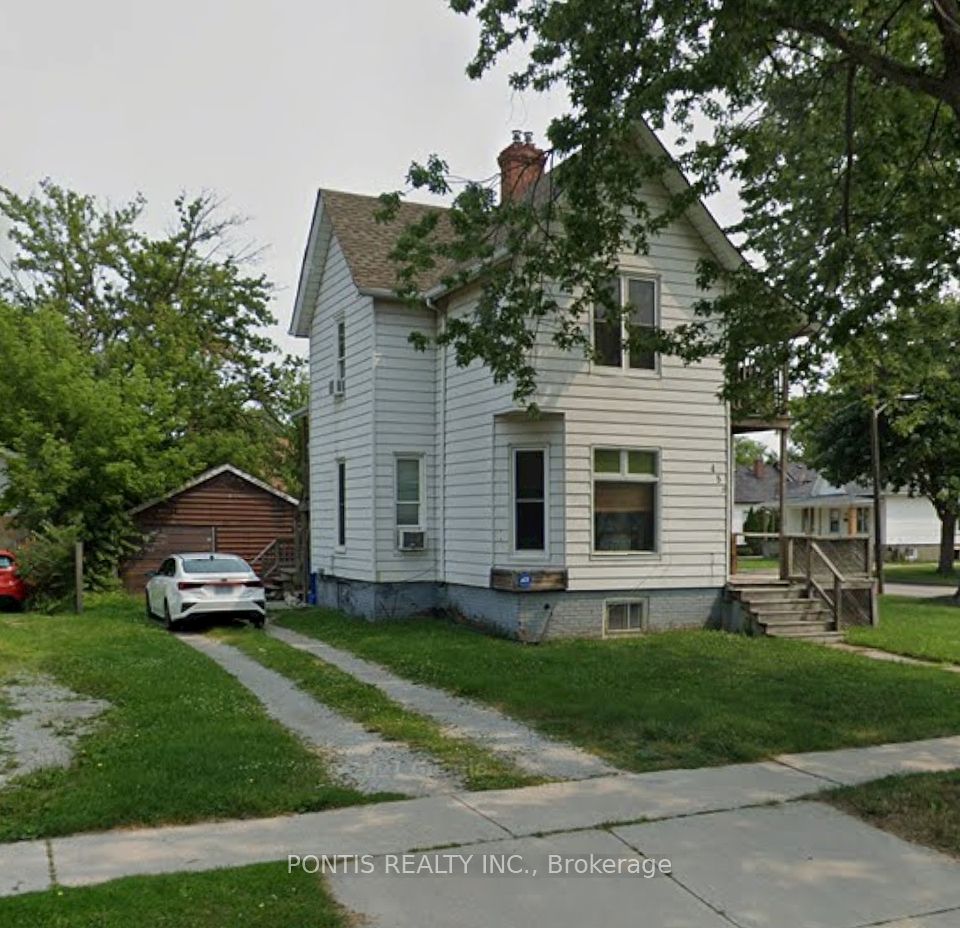 452 CONFEDERATION Street