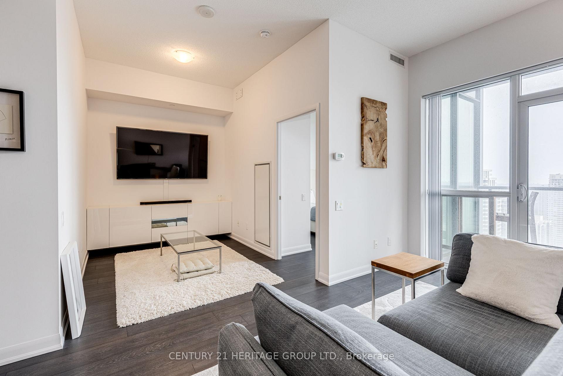 2 Bedrooms Condo at 5168 Yonge, Toronto For sale