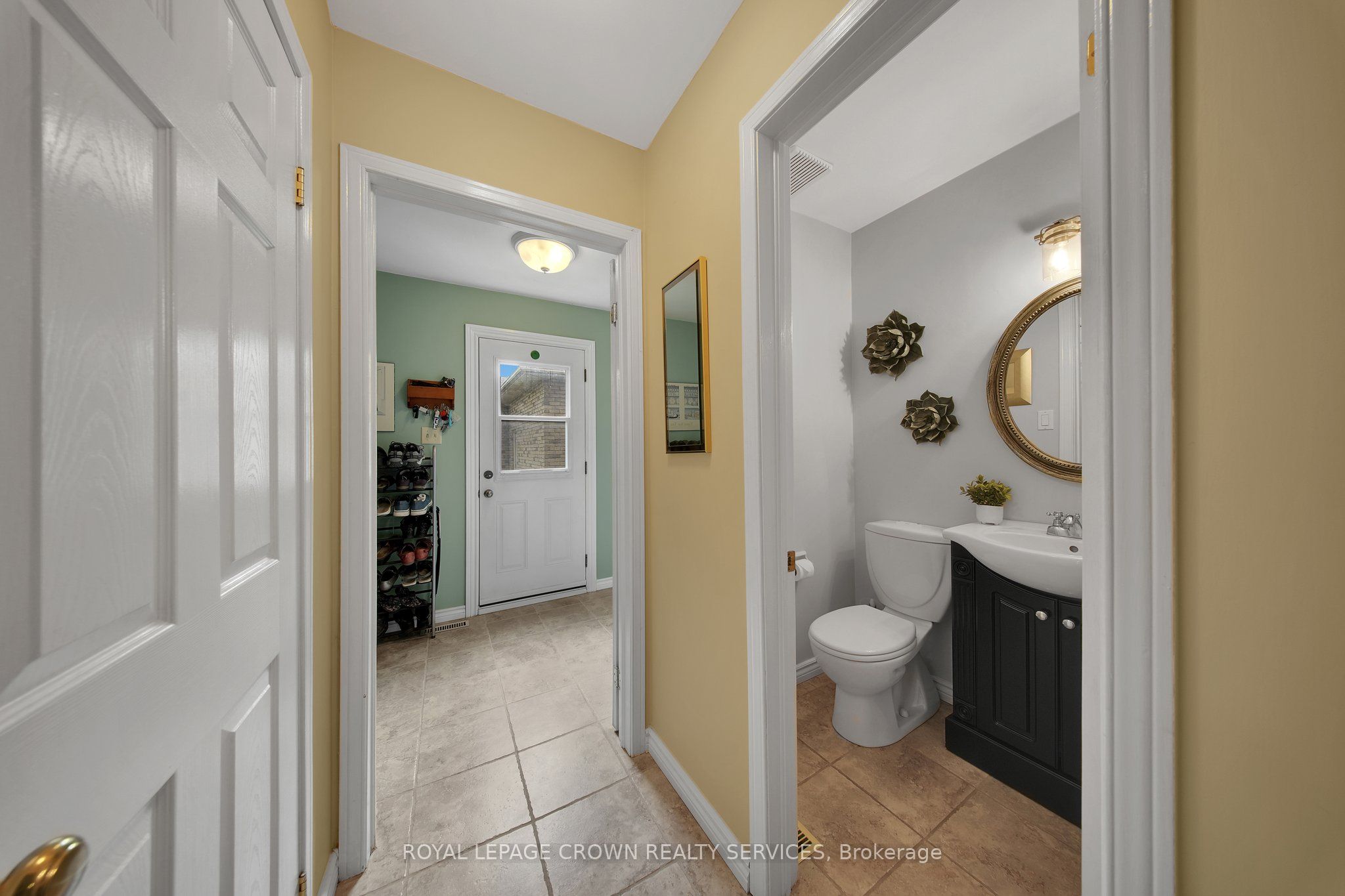 383 Ashworth Drive