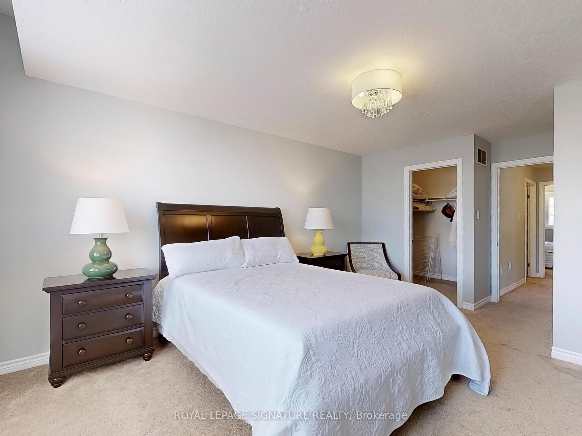 3 Bedrooms Condo at 99 Panabaker, Hamilton For sale