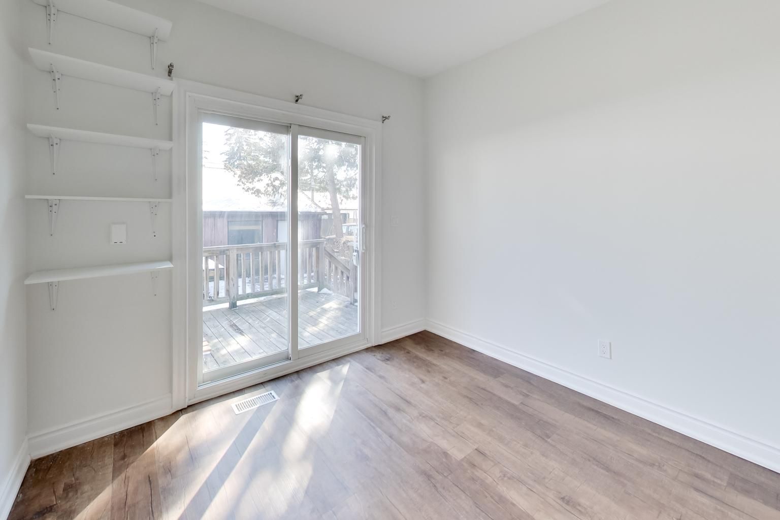 5 Garnet Avenue 1