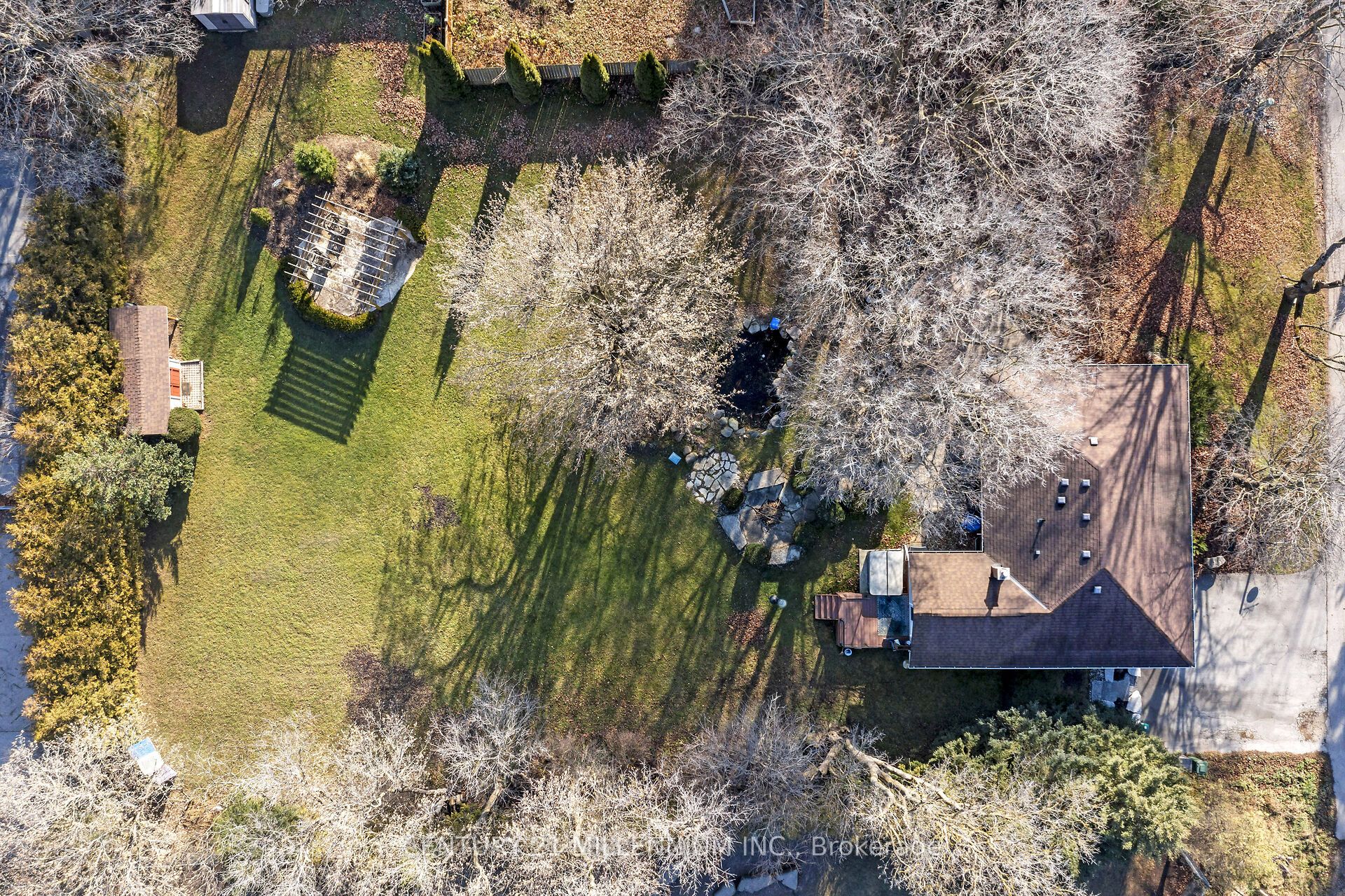 23 Woolen Mill Lane, Erin, ON N0B 1T0