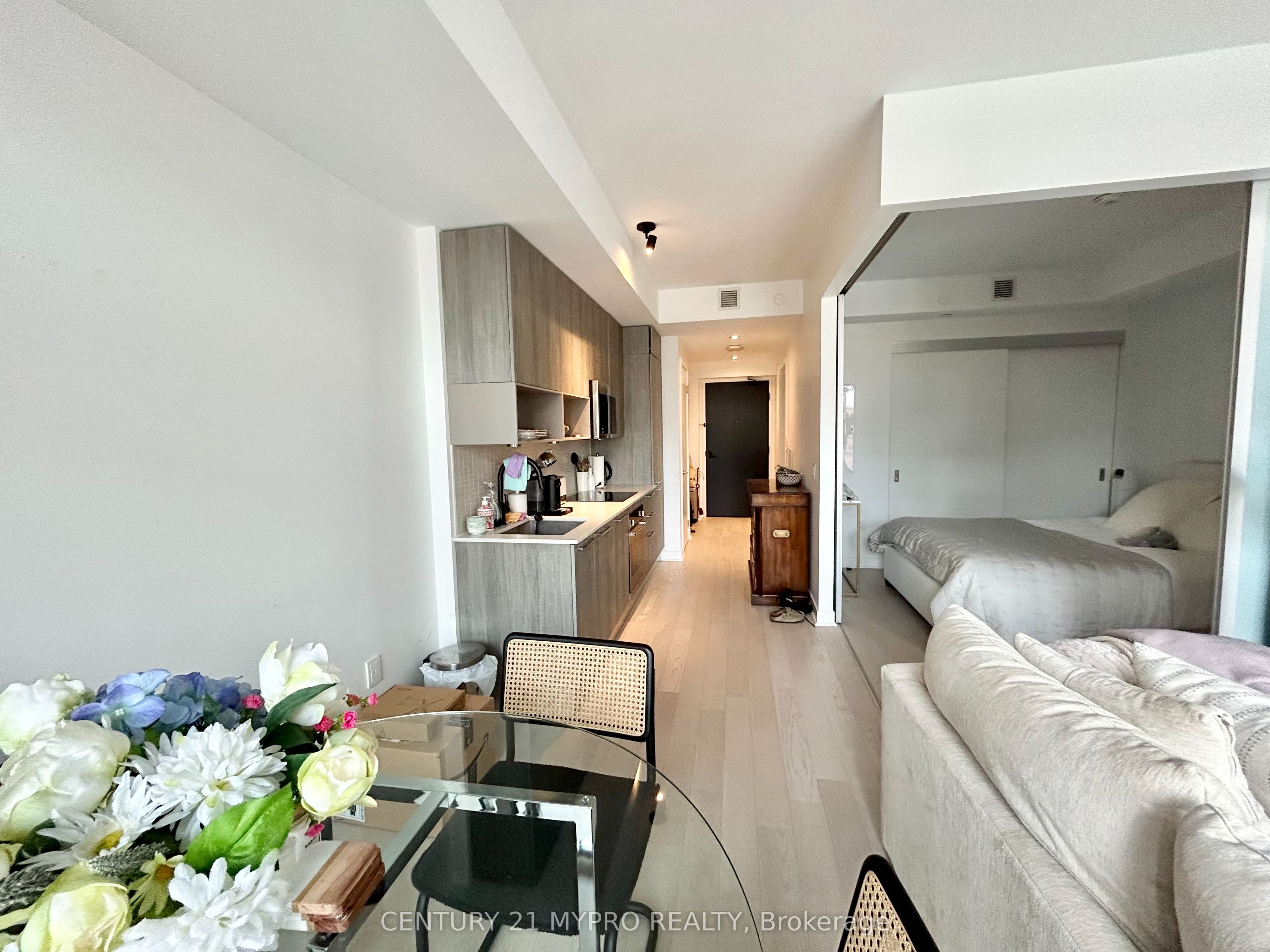 501 Adelaide Street W, #503