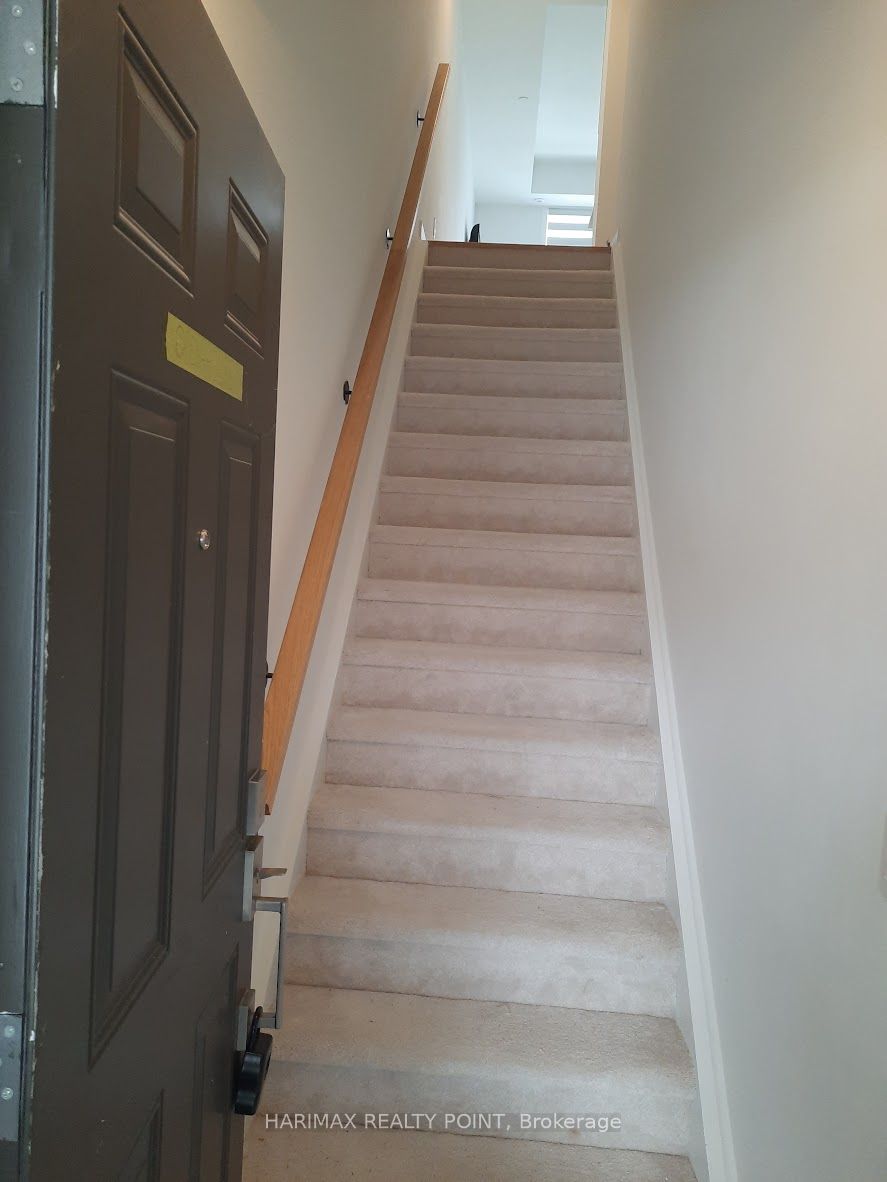 4015 Hickory Drive, #8