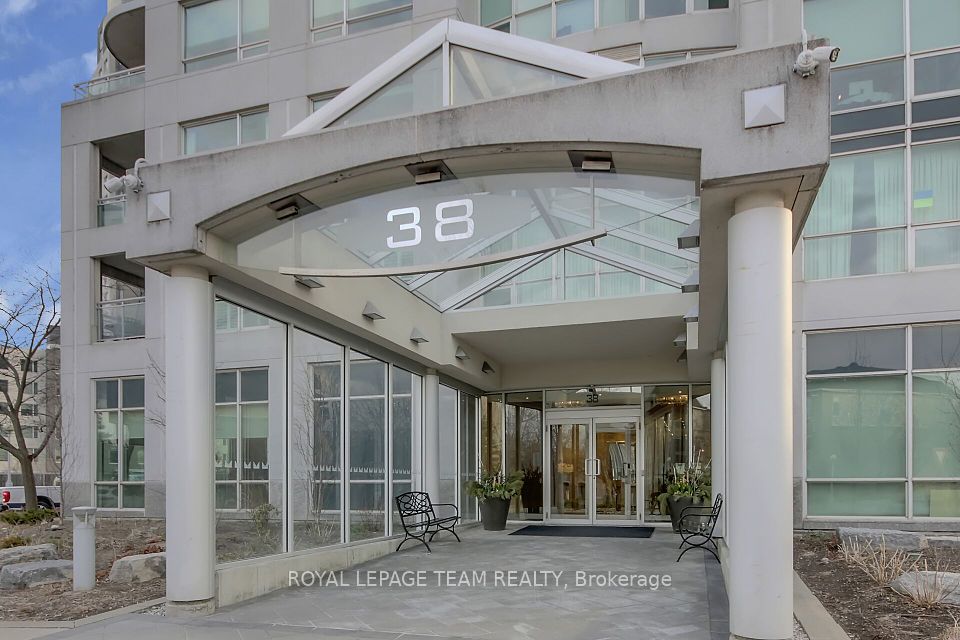 38 Metropole