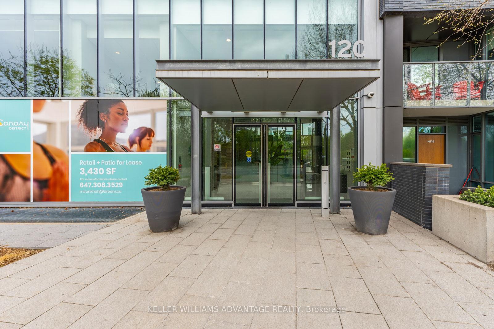 2 Bedrooms Condo at 120 Bayview, Toronto For sale