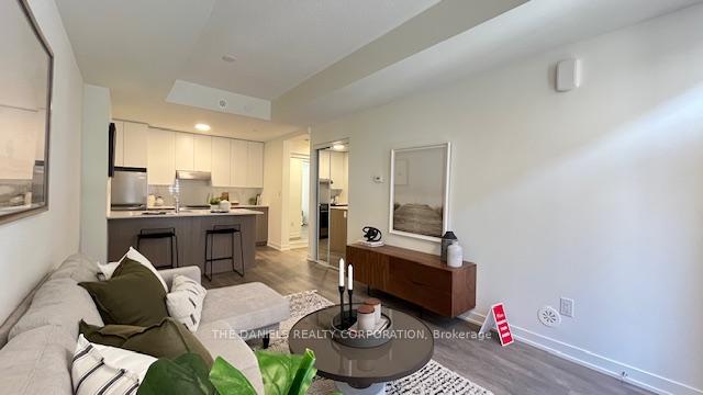 1 Bedroom Condo at 145 Canon Jackson,  Toronto For sale