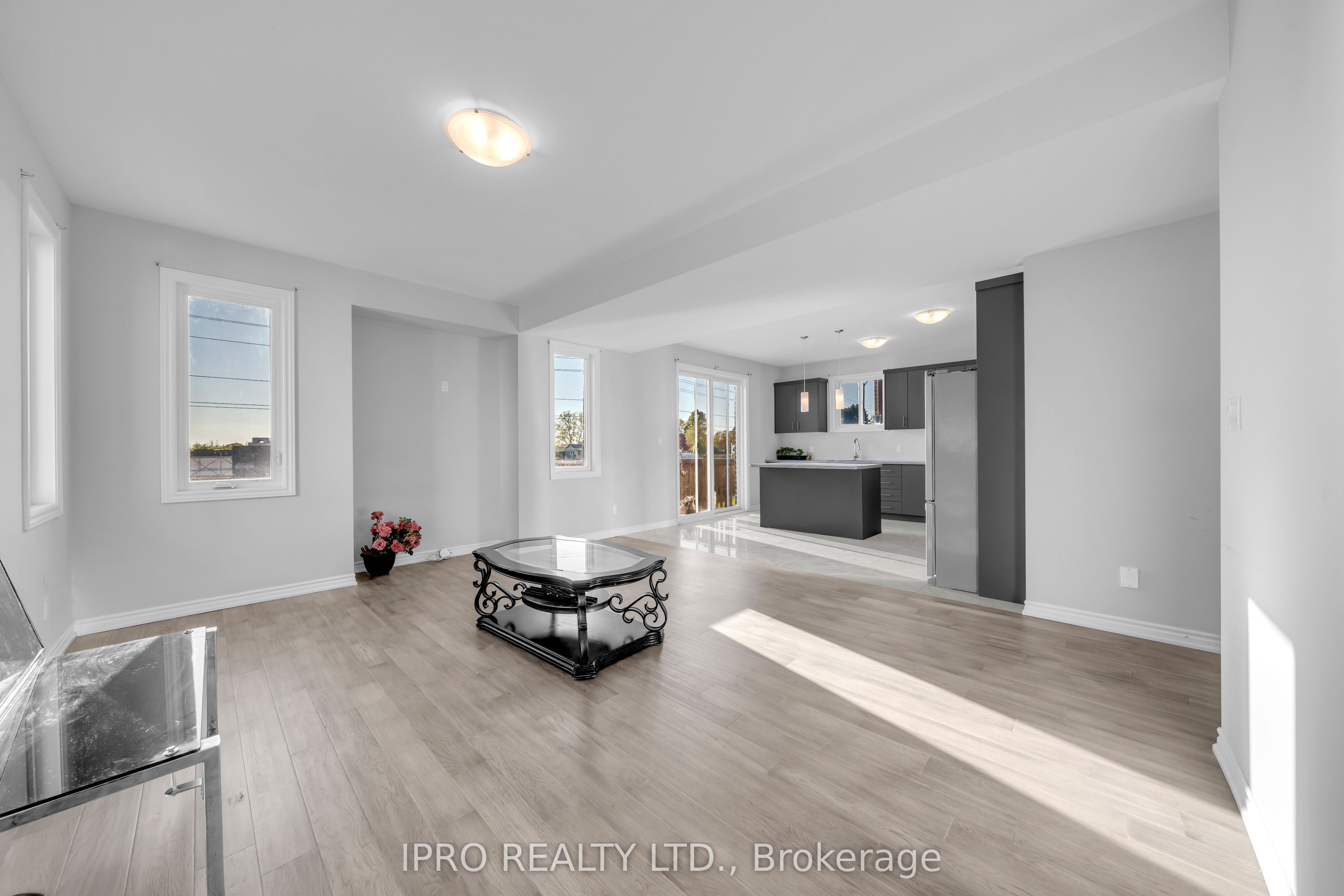 7878 SEABISCUIT Drive