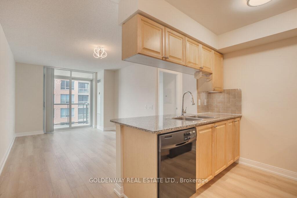 1 Bedroom Condo at 25 Viking, Toronto For sale