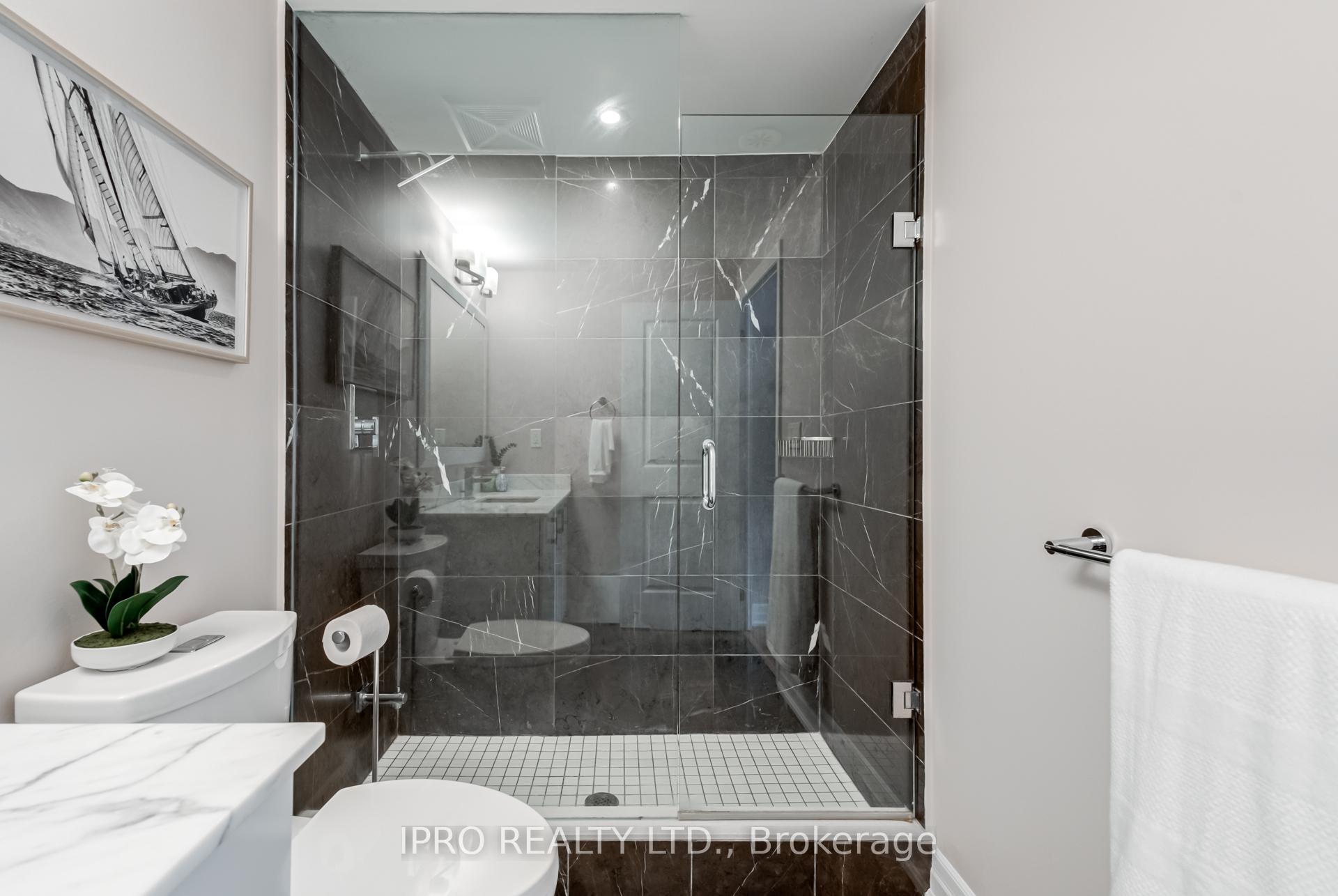 5 Bedrooms Condo at 15 Sousa Mendes, Toronto For sale