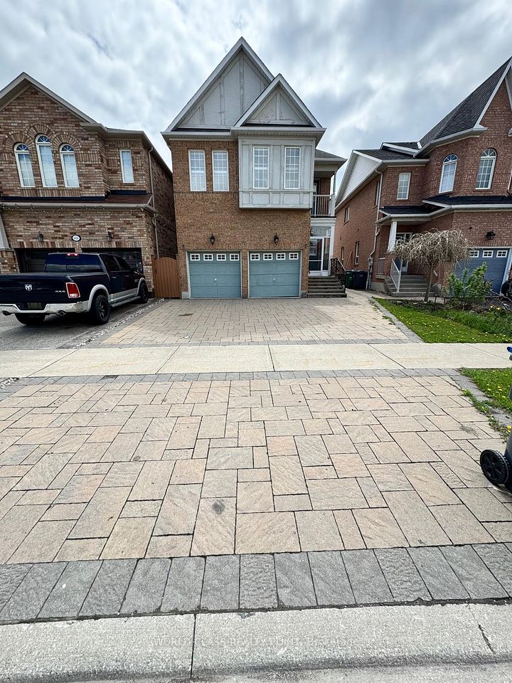 450 Huntington Ridge
