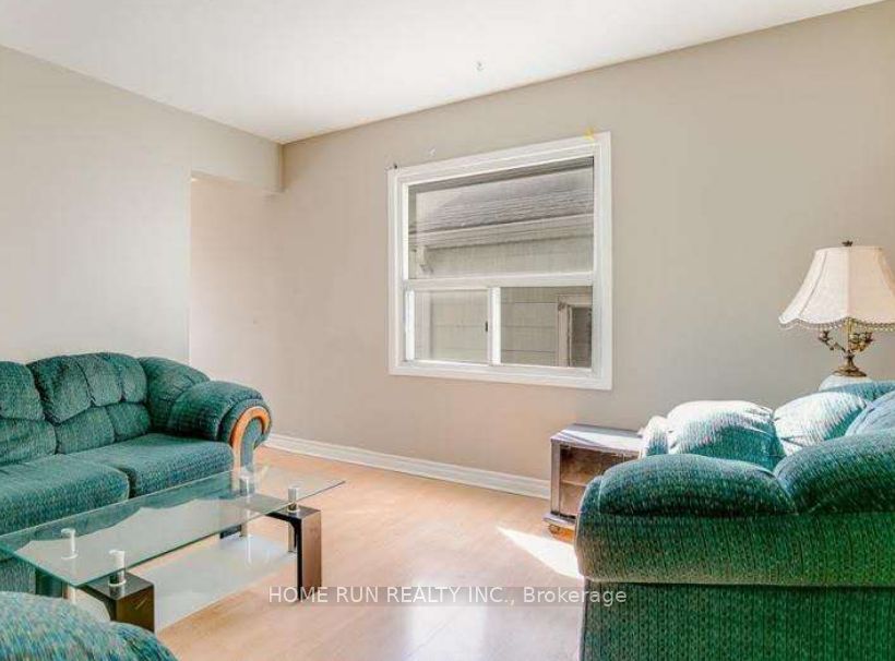 827 Bridge Avenue, Windsor, ON N9B 2M7