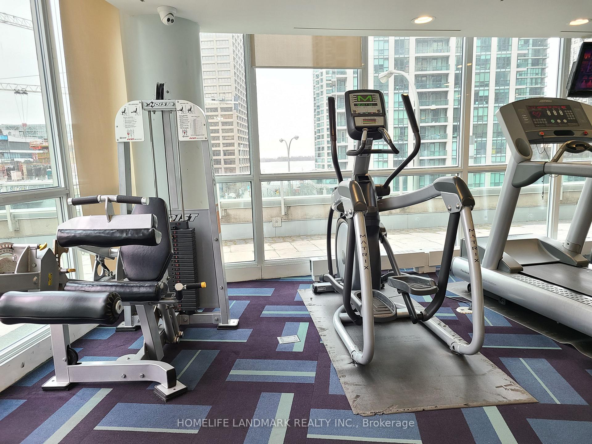 1 Bedroom Condo at 18 Yonge, Toronto For sale