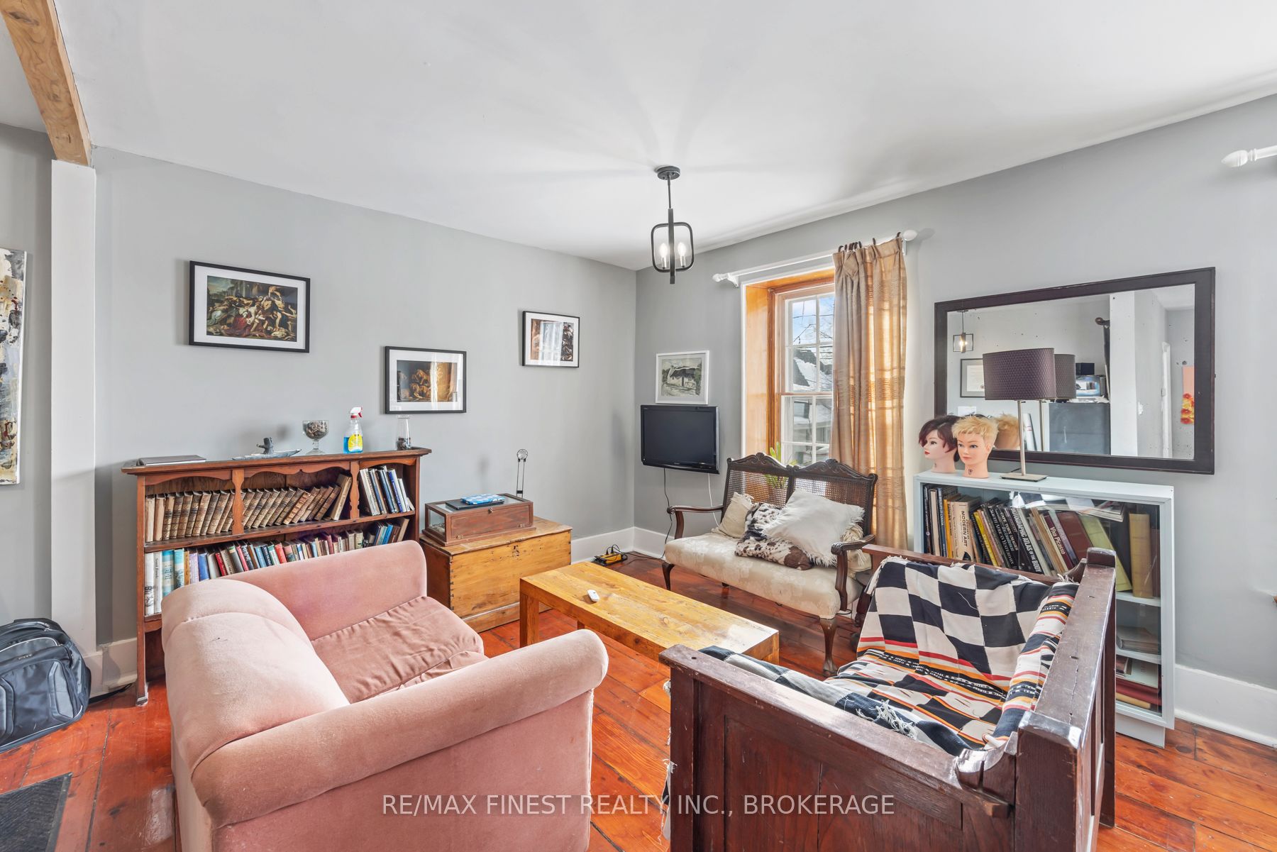 579 Union Street