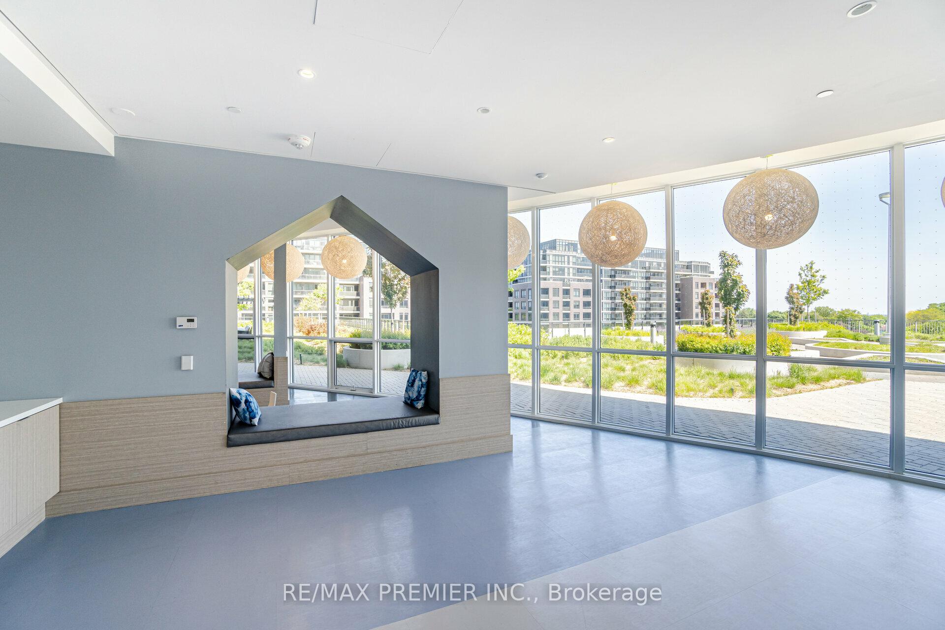 2 Bedrooms Condo at 30 Gibbs,  Toronto For sale