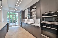 38 Avenue Road 111