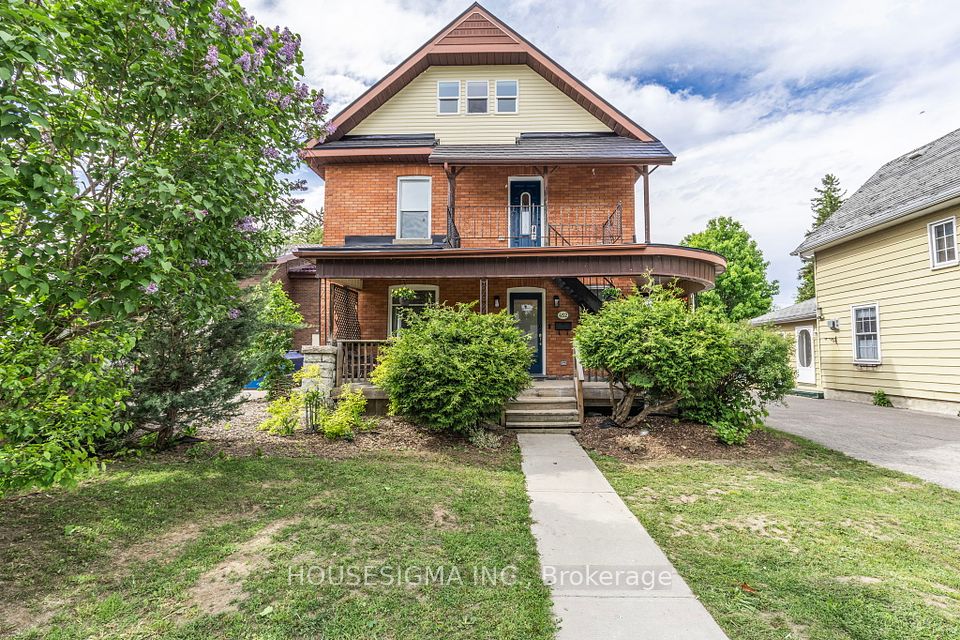 452 Hannah Street, Midland, ON L4R 2G7