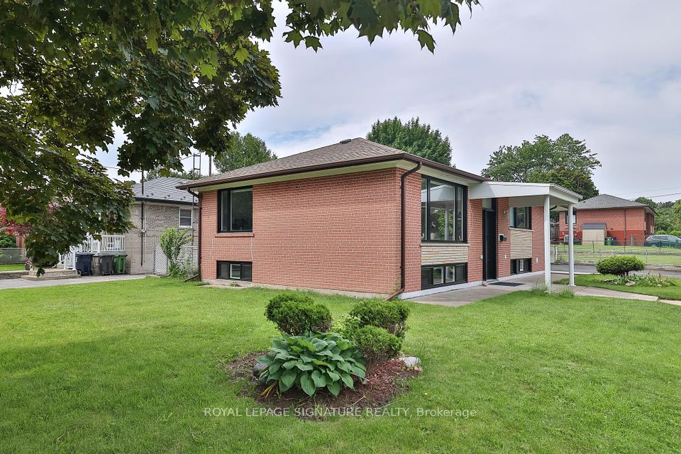 89 Thistle Down Boulevard, Toronto, ON M9V 1J3