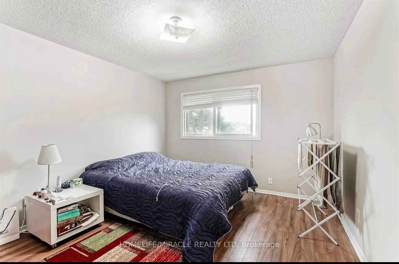 6900 Estoril Road, #Main Floor