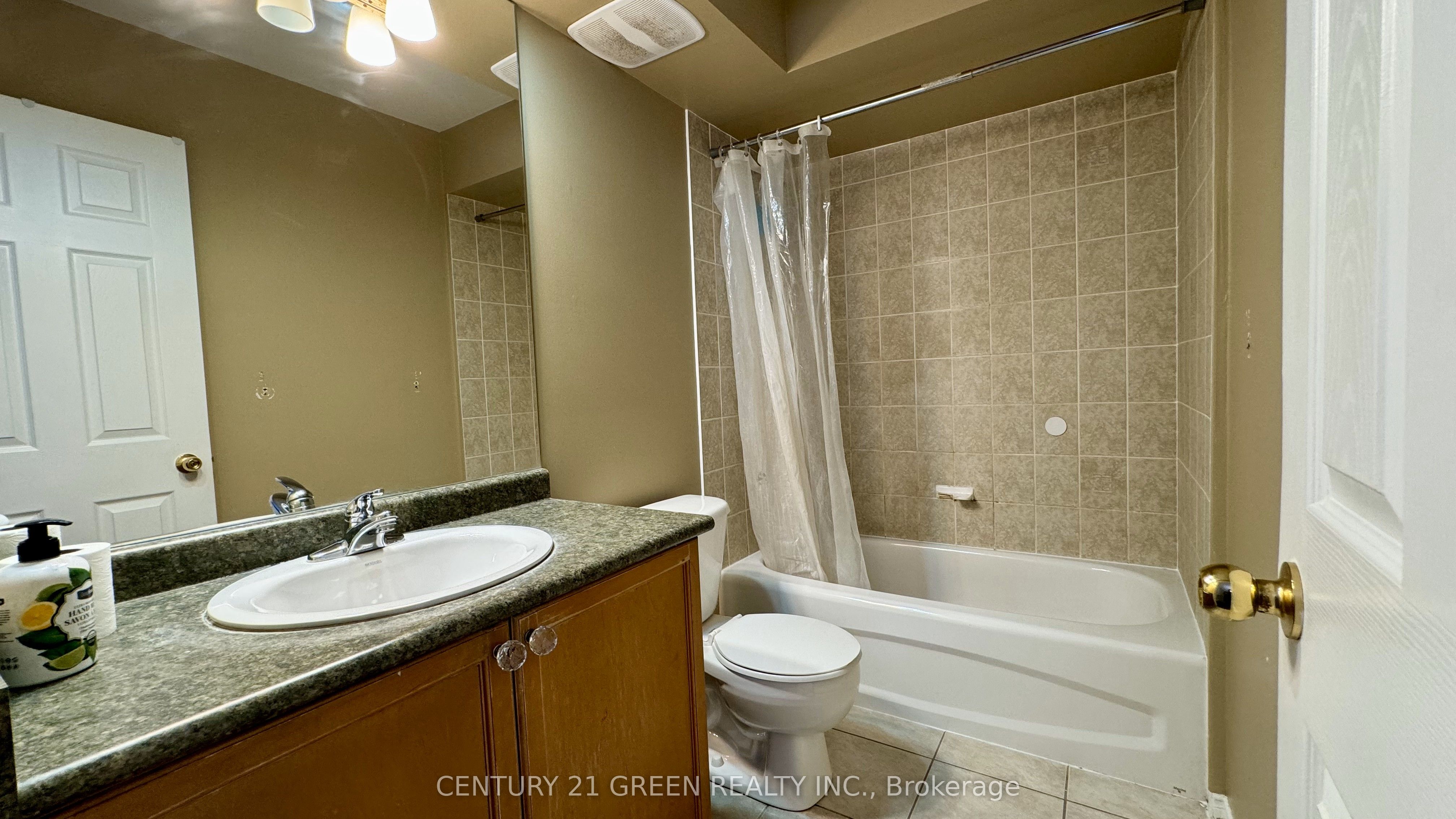3056 Eglinton Avenue W, #61