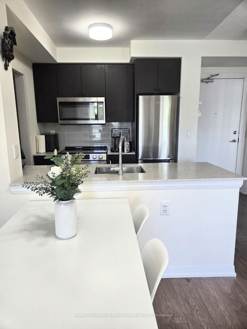 2 Bedrooms Condo at 741 Sheppard, Toronto For sale
