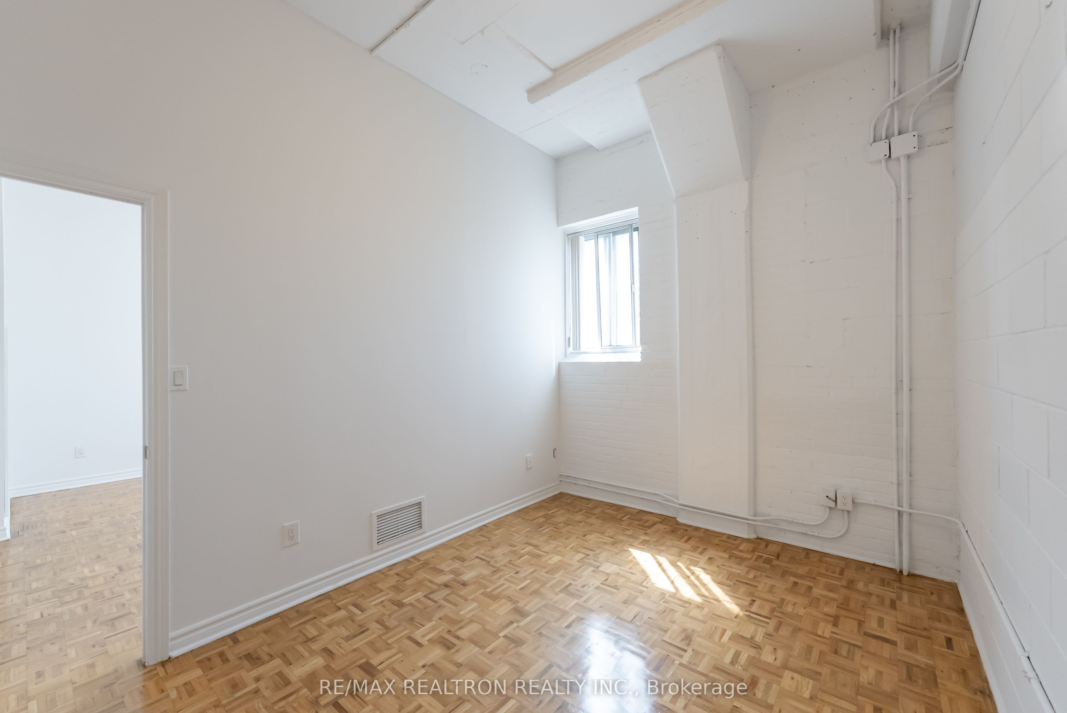 1401 Dupont Street, #407