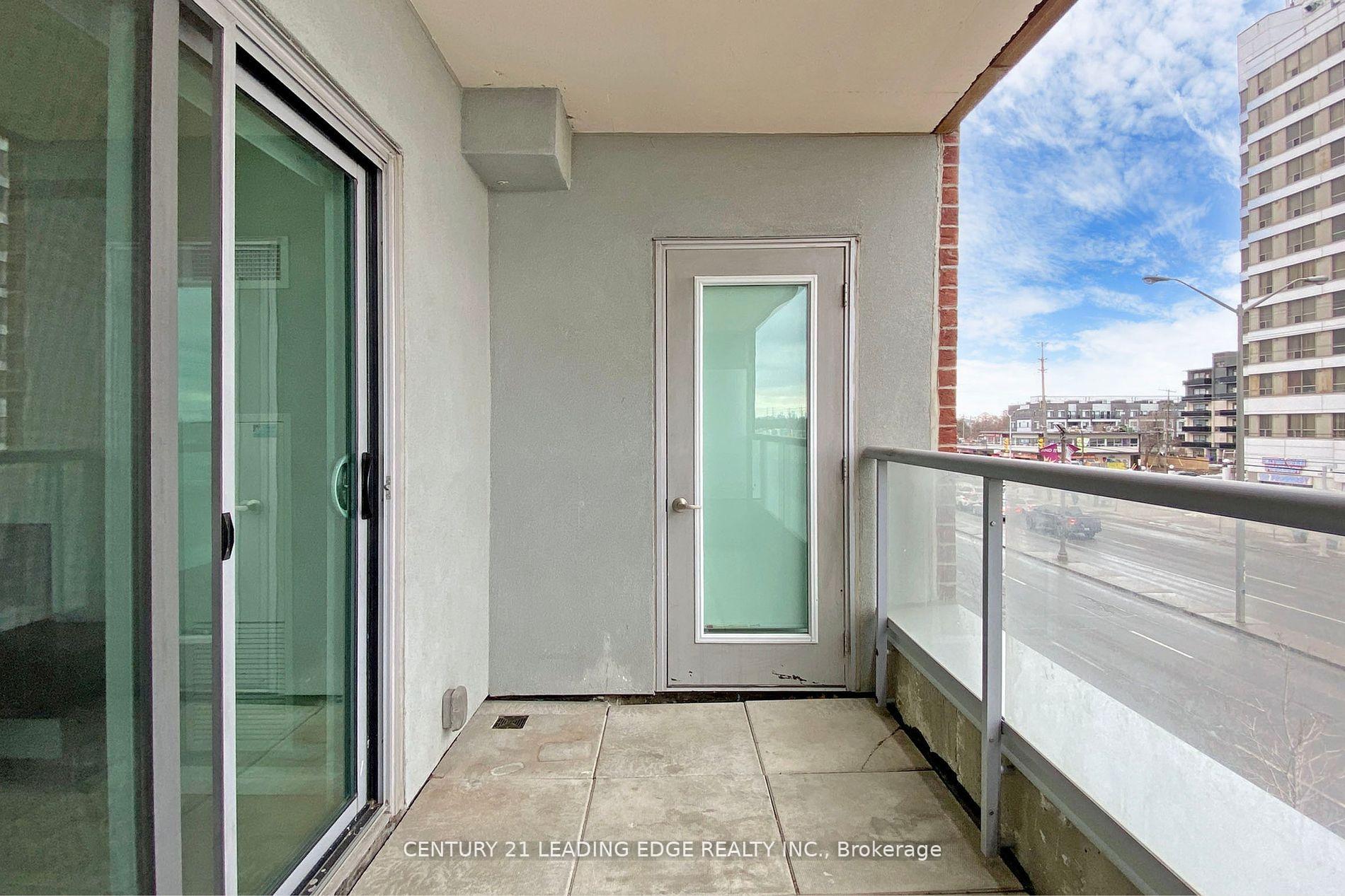 2 Bedrooms Condo at 2152 Lawrence,  Toronto For sale