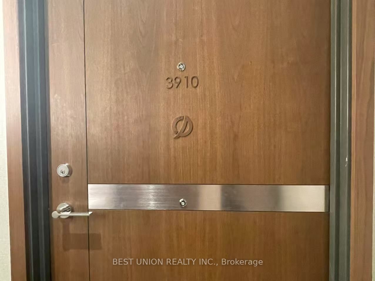 17 Bathurst Street, #3910