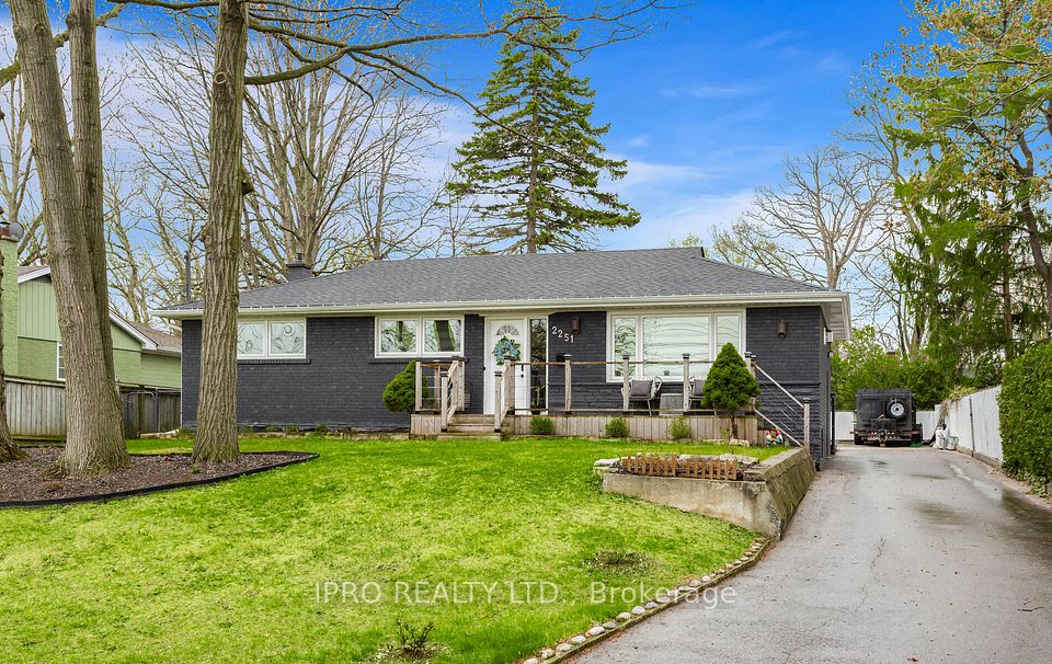 2251 Sunnydale Drive, Burlington, ON L7P 1G2