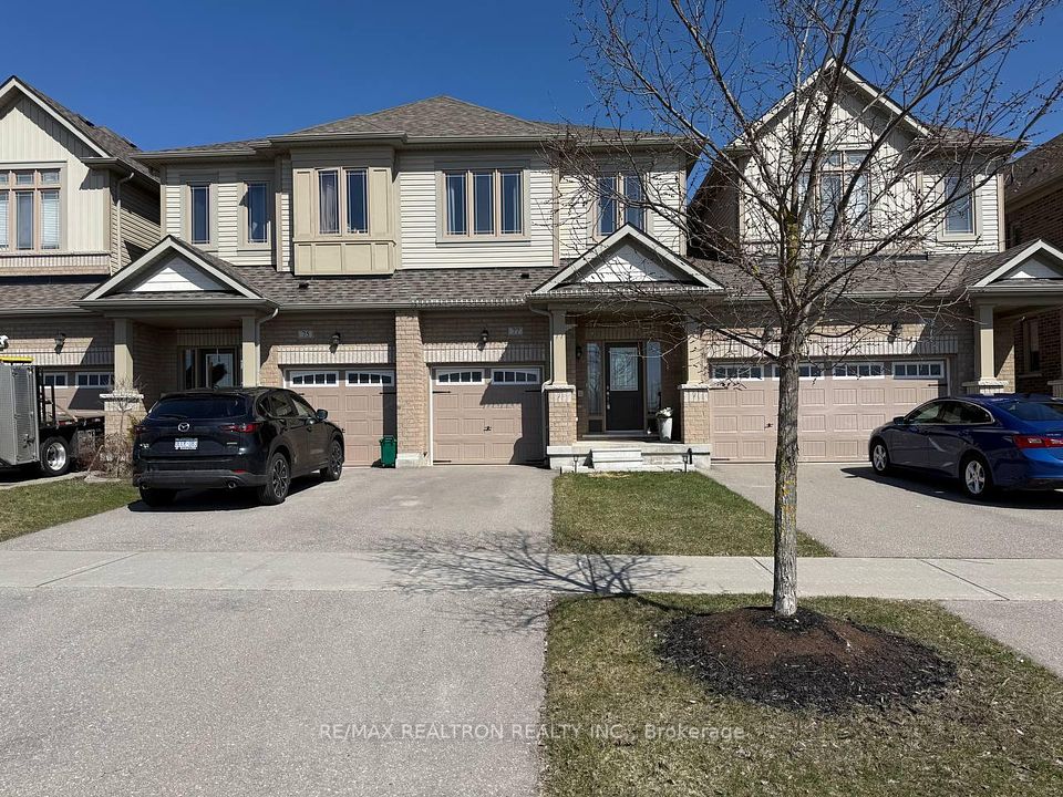 77 Gallagher Crescent