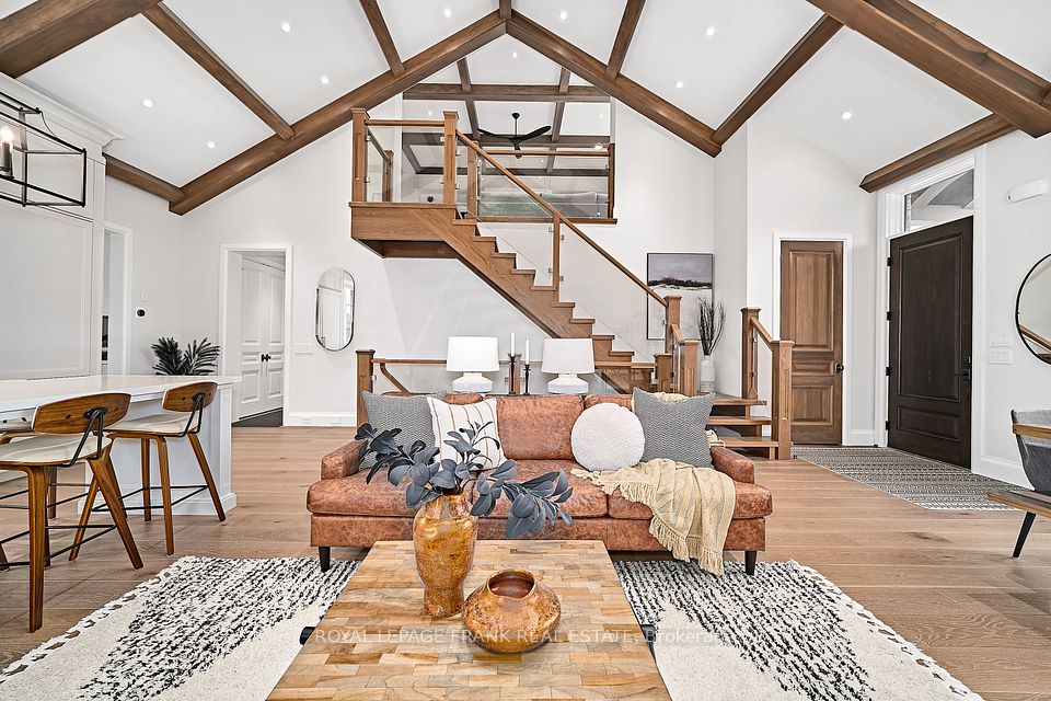 108 Oakside