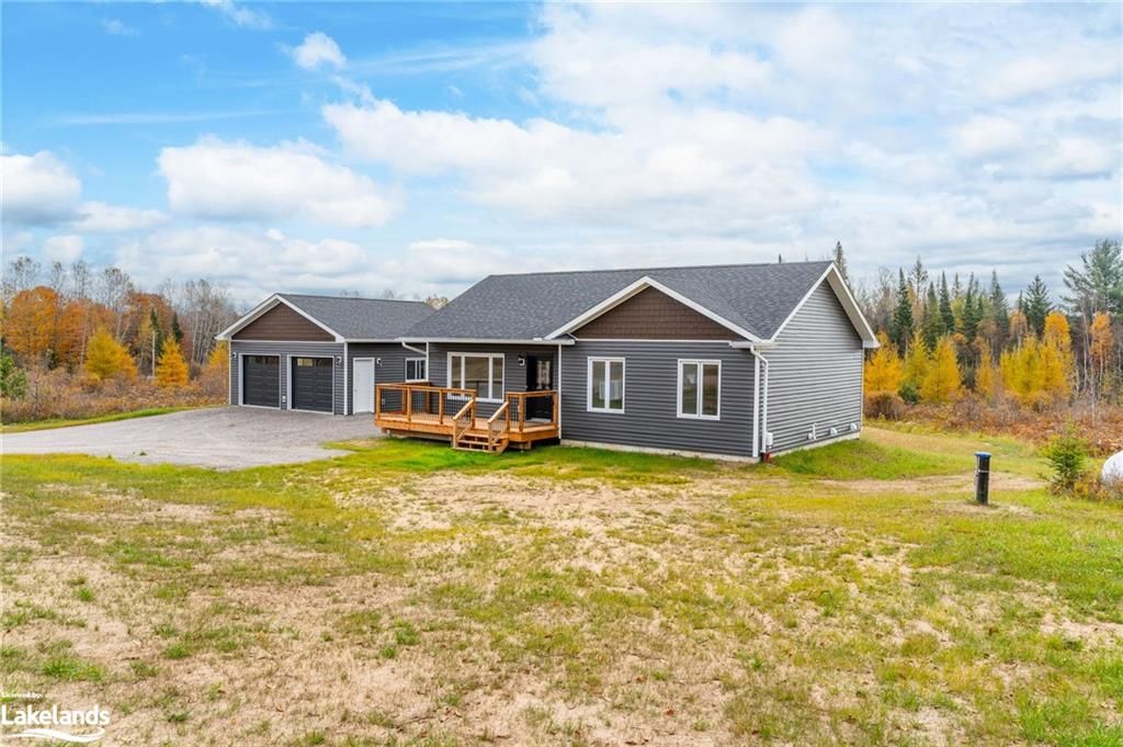 1027 PIPER GLEN Road Minden Hills Ontario K0M 2K0