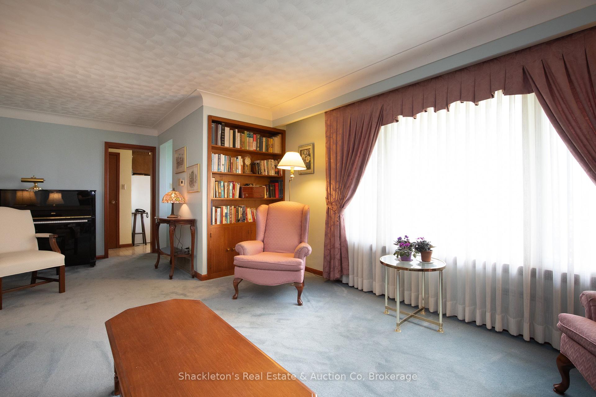 Photo of 444 Lorne Avenue, Stratford, ON N5A 6S4