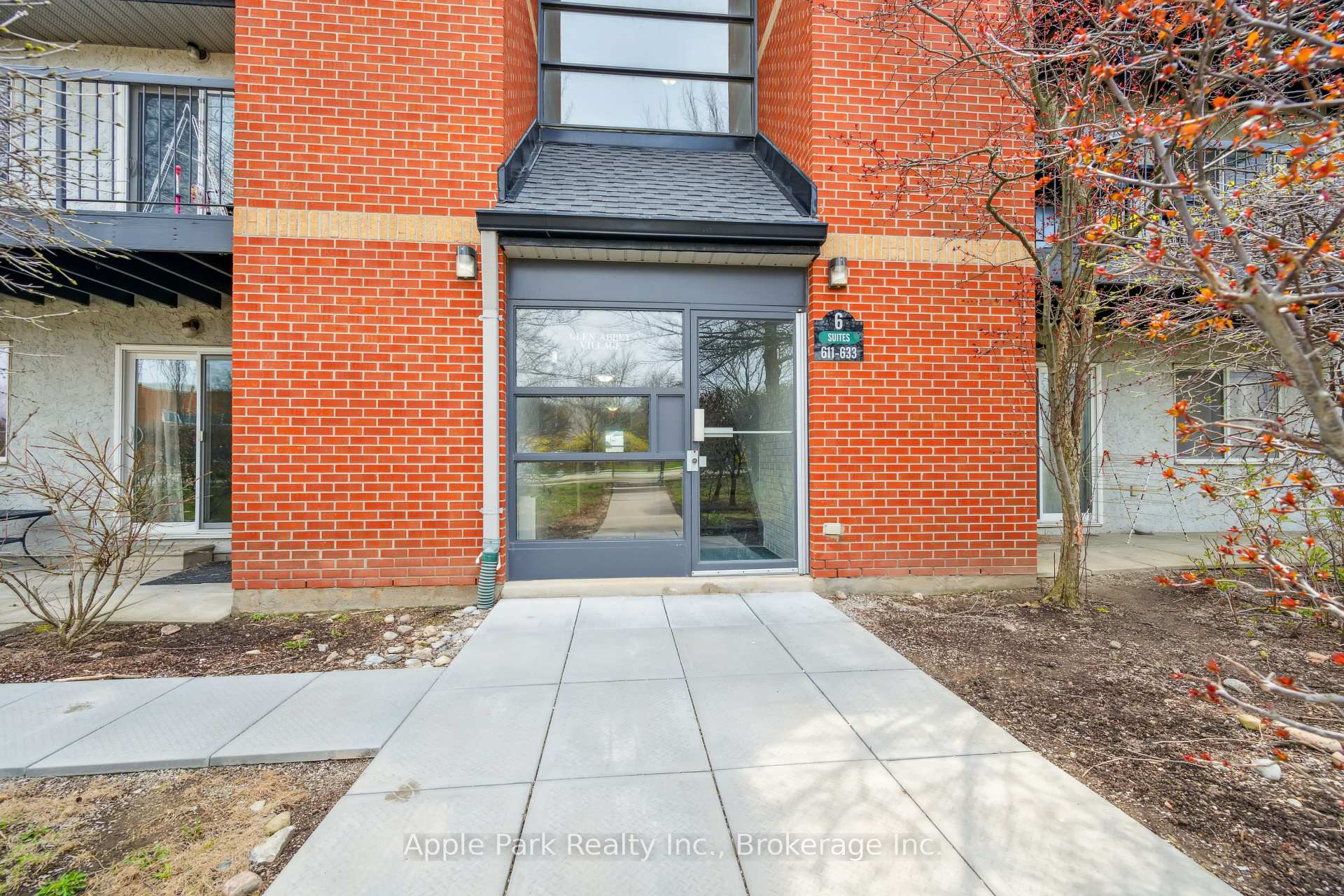 2 Bedrooms Condo at 1450 Glen Abbey,  Oakville For sale