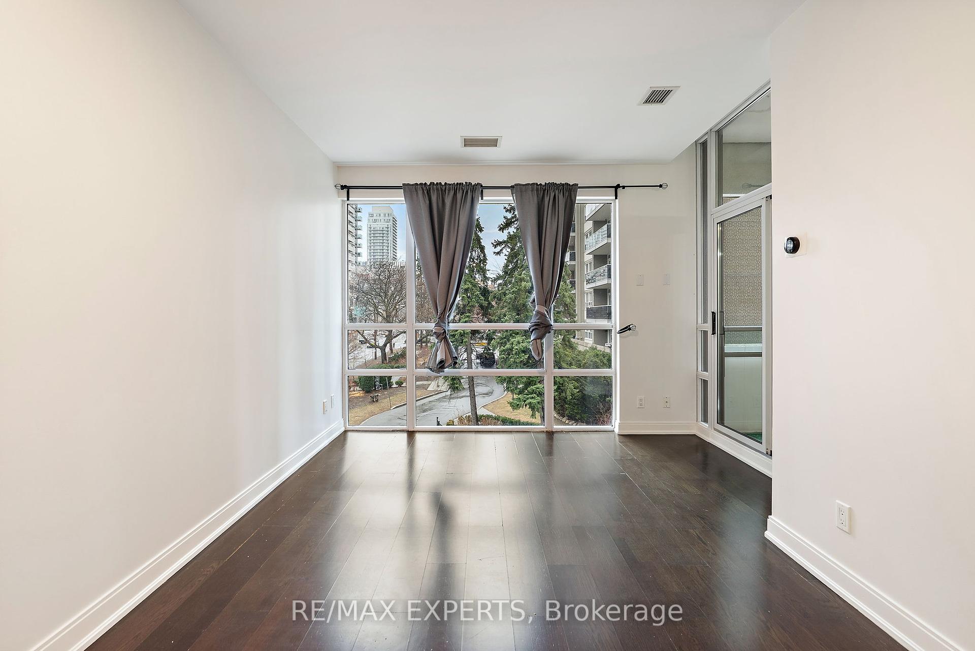 1 Bedroom Condo at 88 Broadway,  Toronto For sale