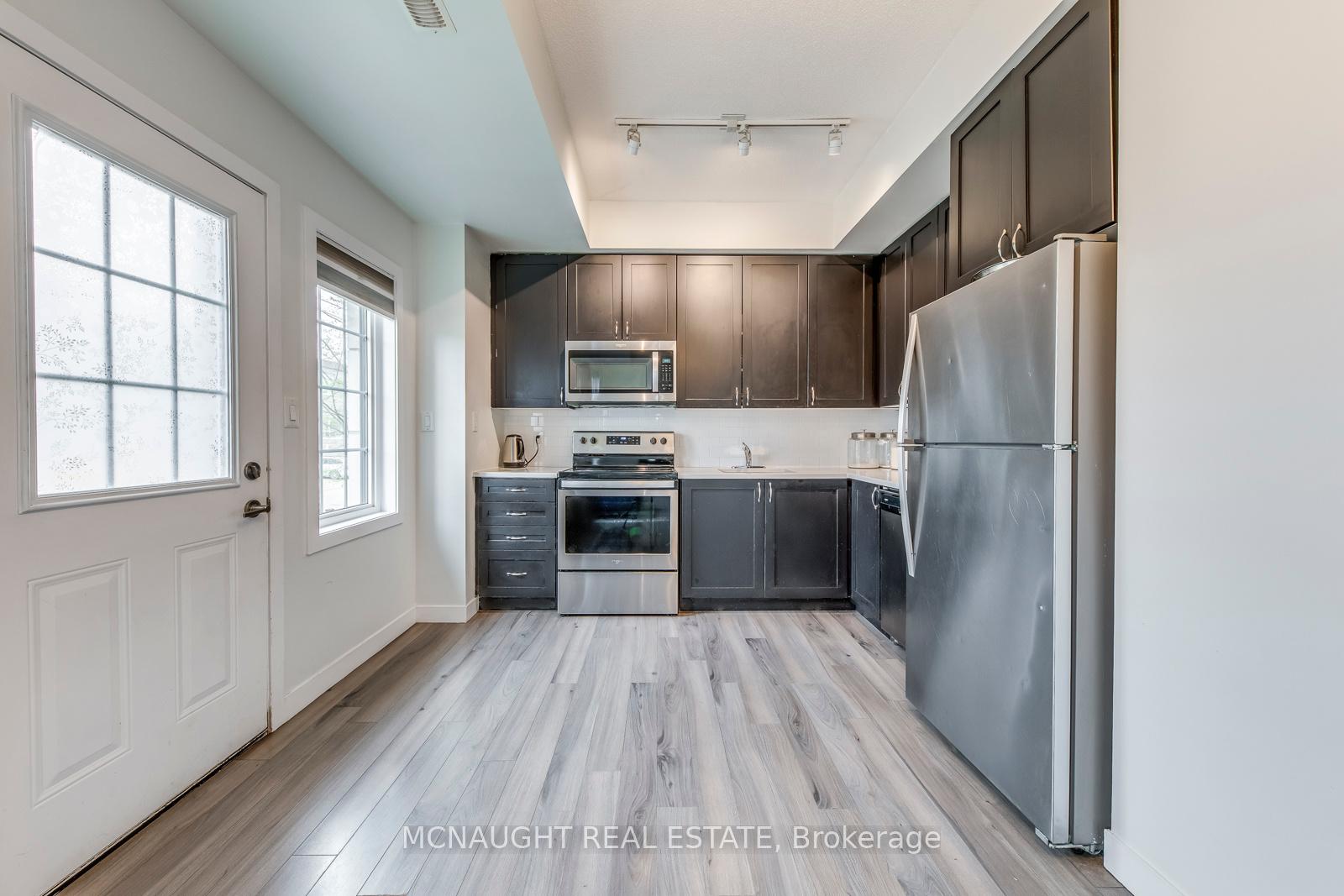 3 Bedrooms Condo at 9 Forbes, Toronto For sale