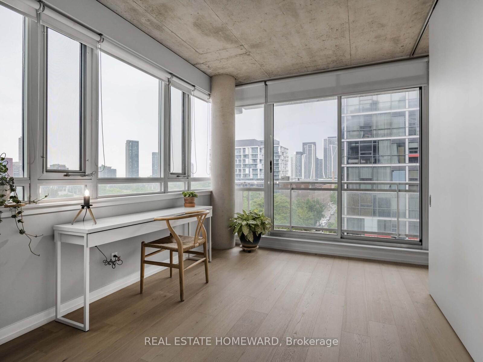 2 Bedrooms Condo at 38 Niagara, Toronto For sale