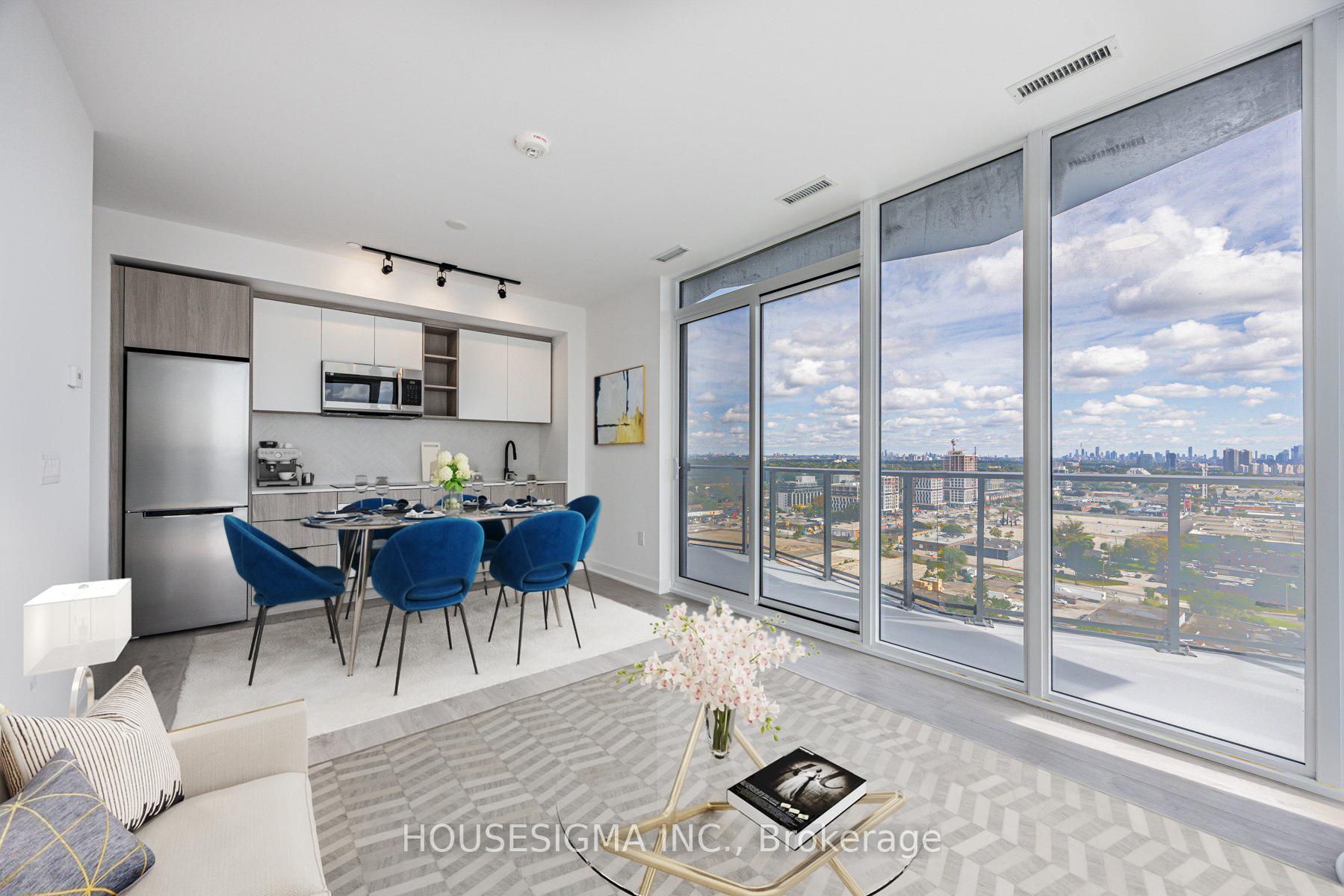 3 Bedrooms Condo at 36 Zorra,  Toronto For sale