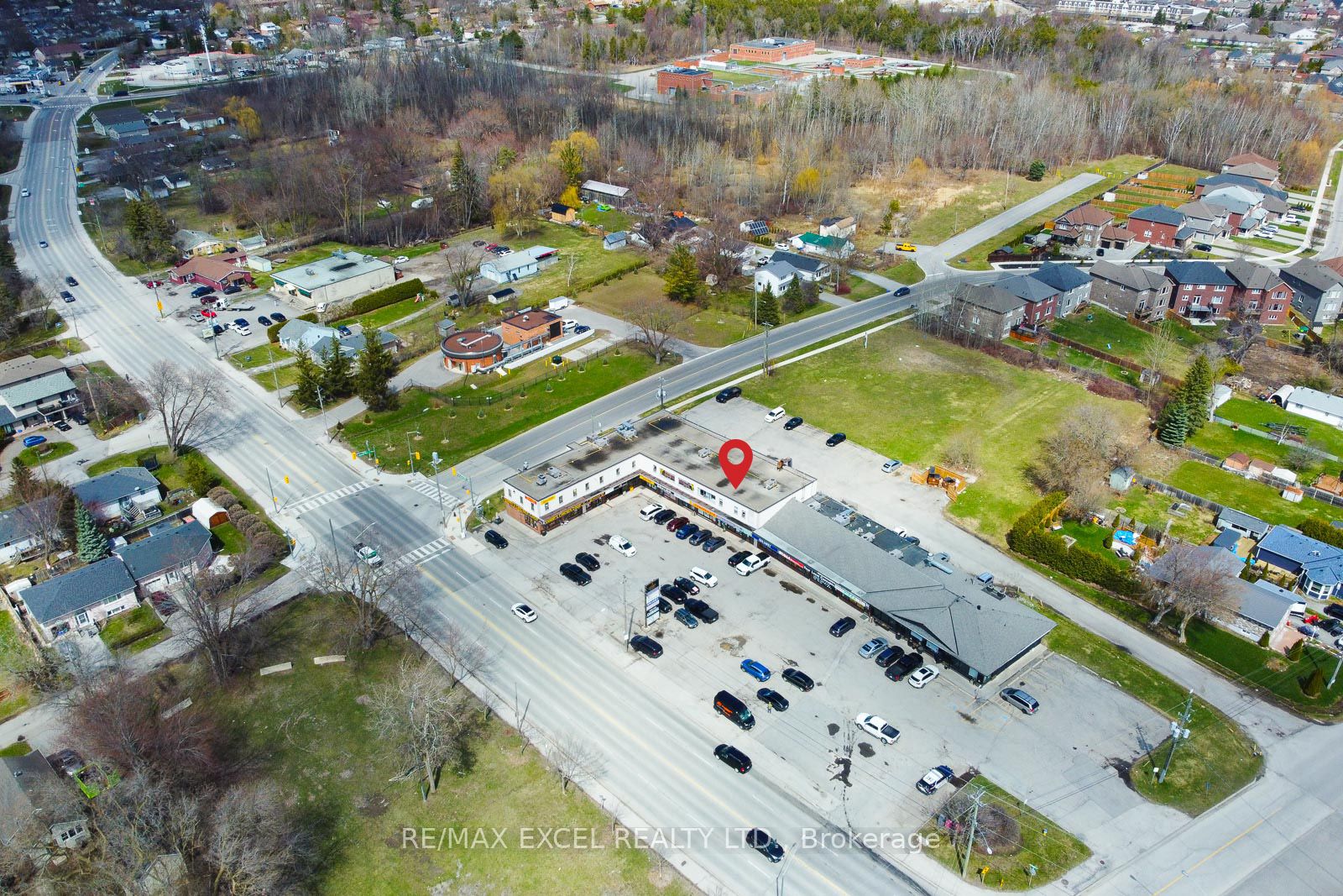 213 The Queensway Road S, #9