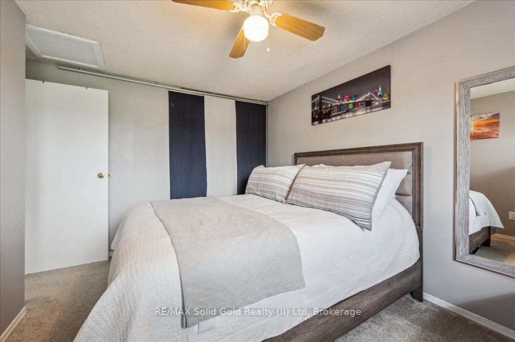 419 Bairstow Crescent, #3