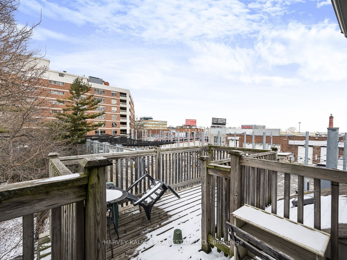 39 Sunnyside Avenue Upper