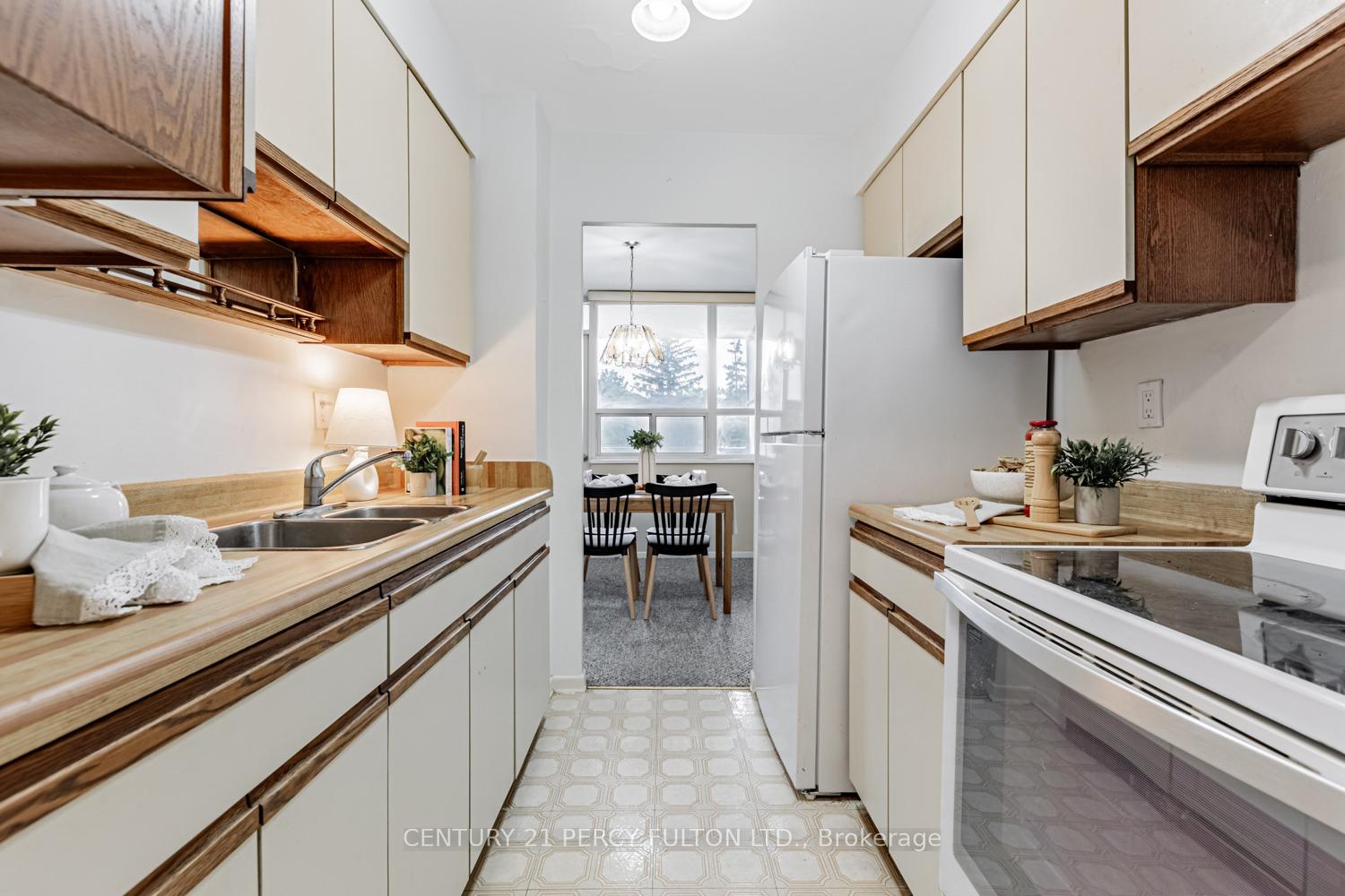 1 Bedroom Condo at 3311 Kingston, Toronto For sale