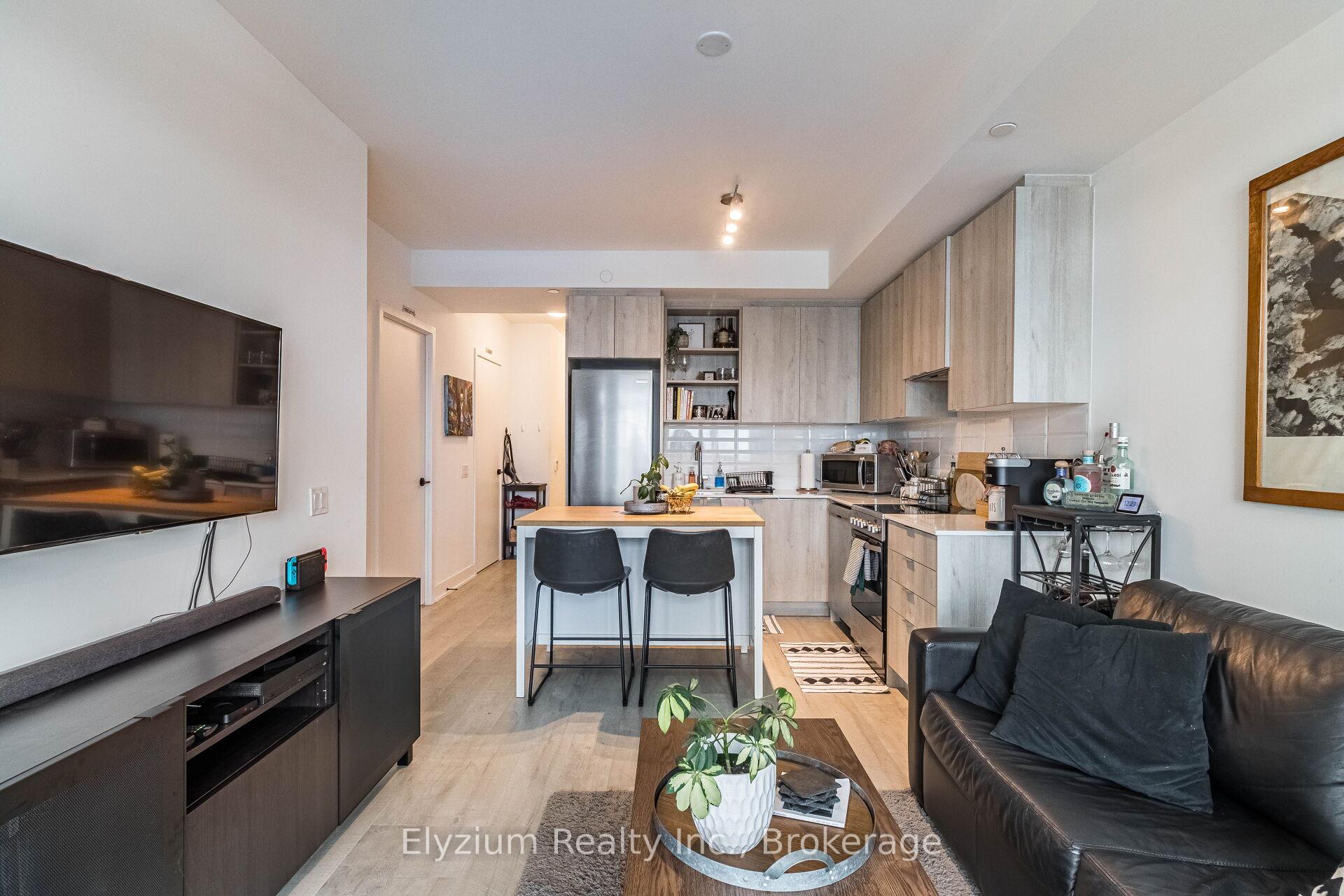 2 Bedrooms Condo at 50 George Butchart,  Toronto For sale