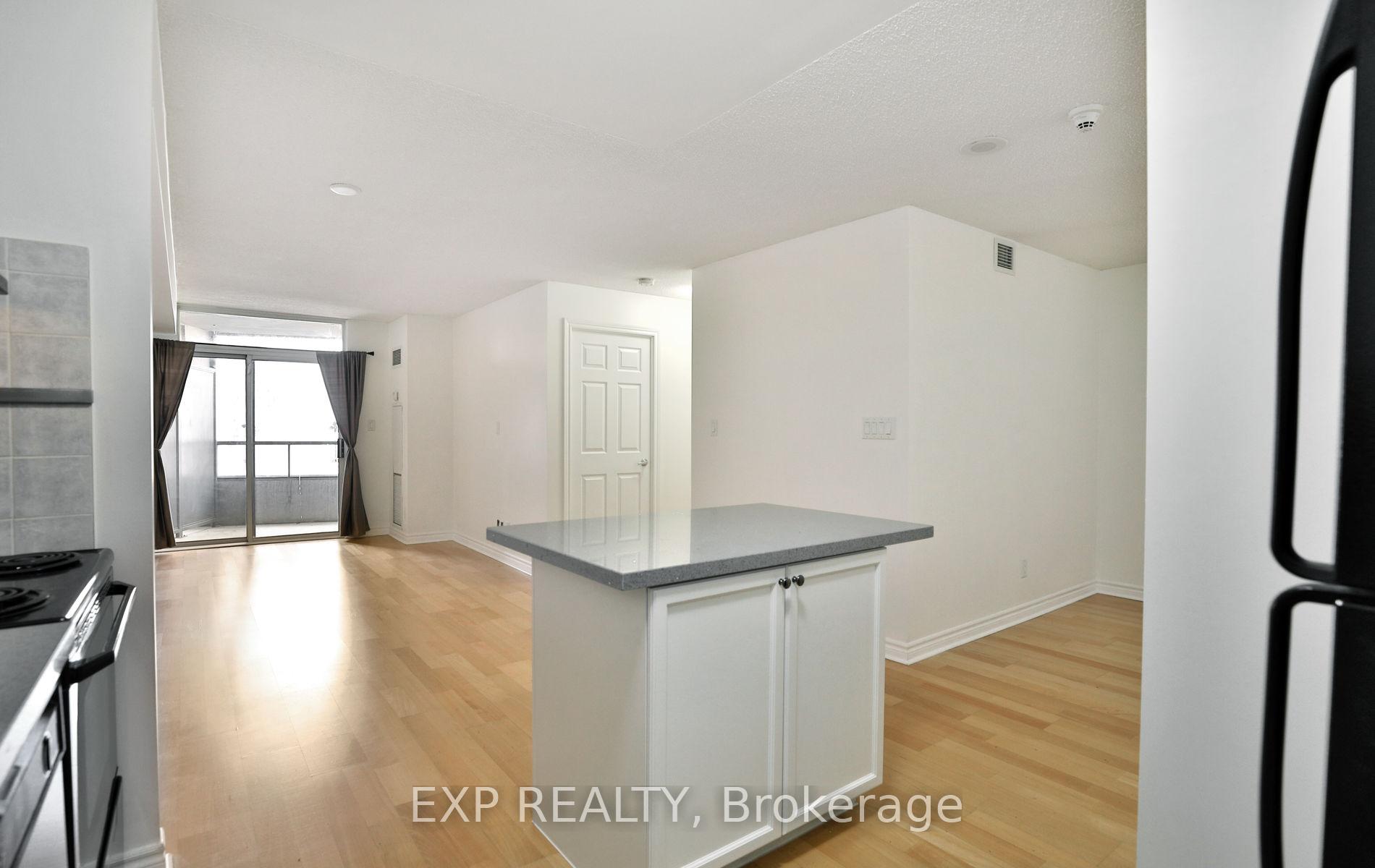 #1202 – 3880 Duke of York Boulevard, Mississauga, ON L5B 4M7
