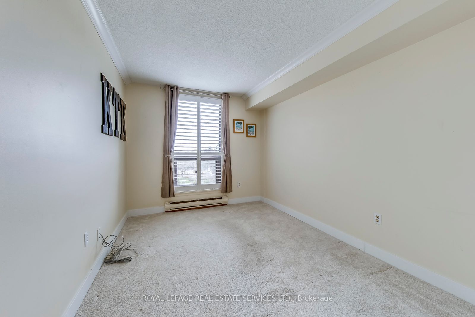 #511 - 965 Inverhouse Drive, Mississauga, ON L5J 4B4