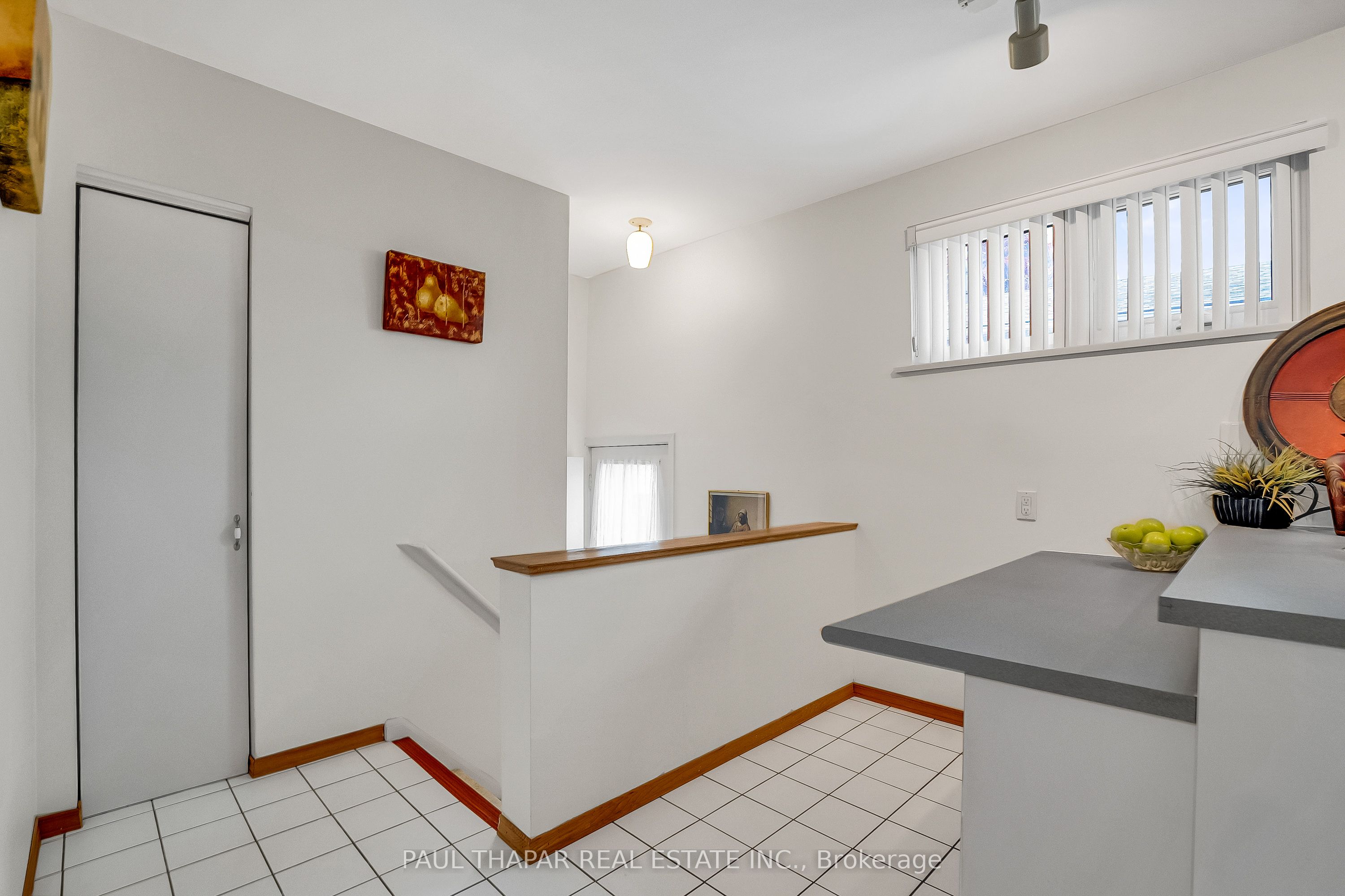 64 Grove Park Crescent