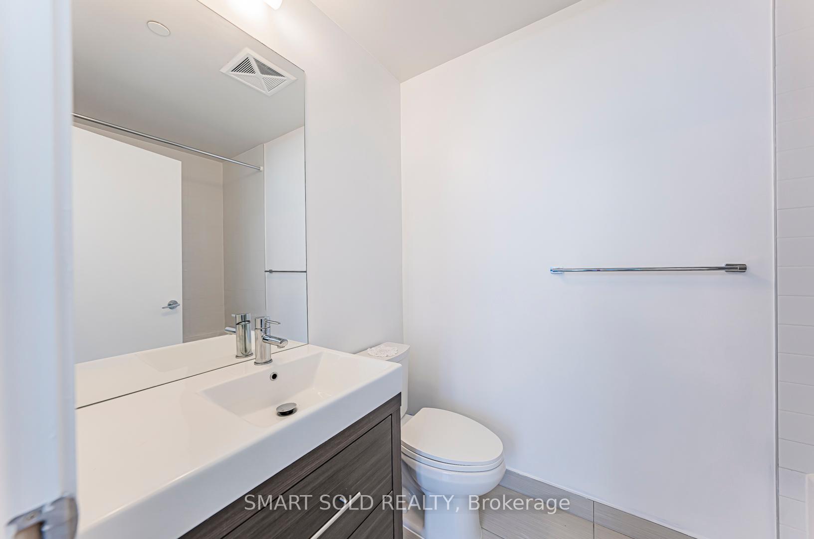 1 Bedroom Condo at 66 Forest Manor, Toronto For sale