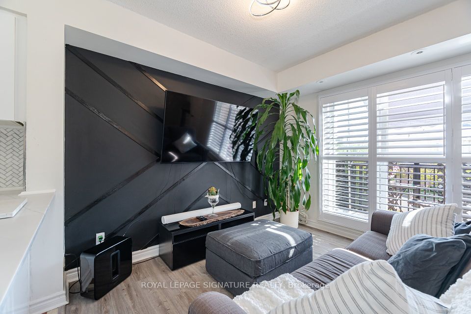 #2023 - 3031 Finch Avenue, Toronto, ON M9M 0A3